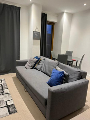 Maplewood properties - One bedroom luxurious apartment - Elm